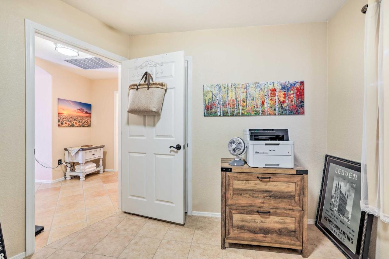 Goodyear Vacation Rental With Pool, Close To Hikes! Либерти Экстерьер фото